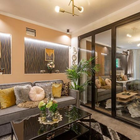 Stylish Quentin Apartment In The King Street Budapest Esterno foto