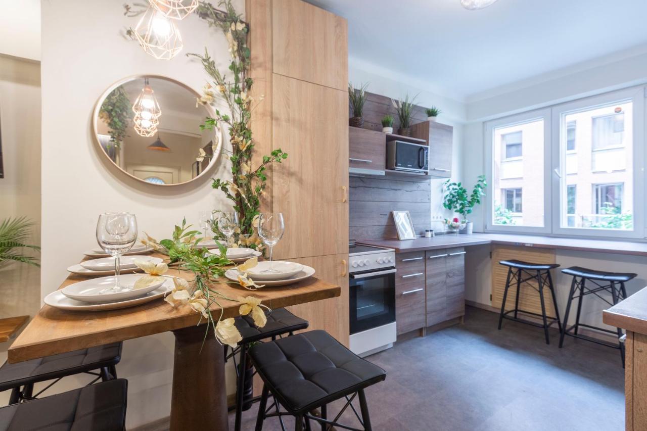 Stylish Quentin Apartment In The King Street Budapest Esterno foto